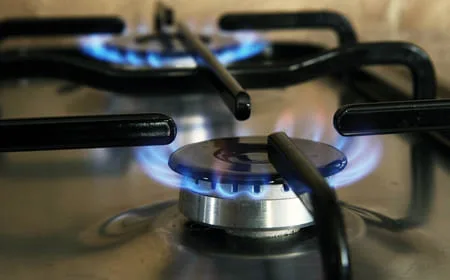 Emissão de monóxido de carbono gás residencial
